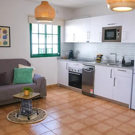 Apartamento Bright 2 Minutes From The Playa Blanca (Lanzarote)